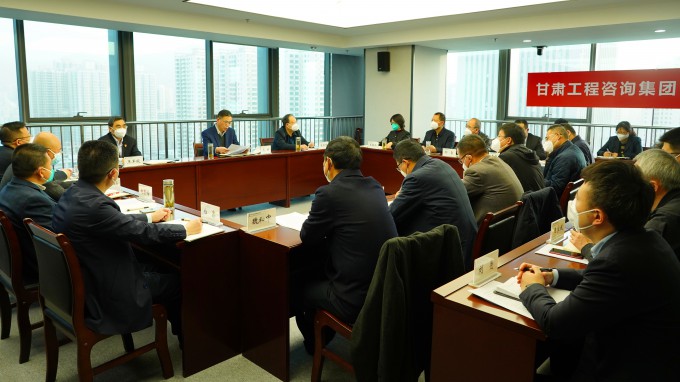 馬明在復(fù)工復(fù)產(chǎn)穩(wěn)增長調(diào)度會(huì)上強(qiáng)調(diào)：以等不起慢不得的緊迫感做實(shí)做細(xì)復(fù)工復(fù)產(chǎn)，以謀得實(shí)干得好的責(zé)任感統(tǒng)籌部署年底沖刺和明年重點(diǎn)工作