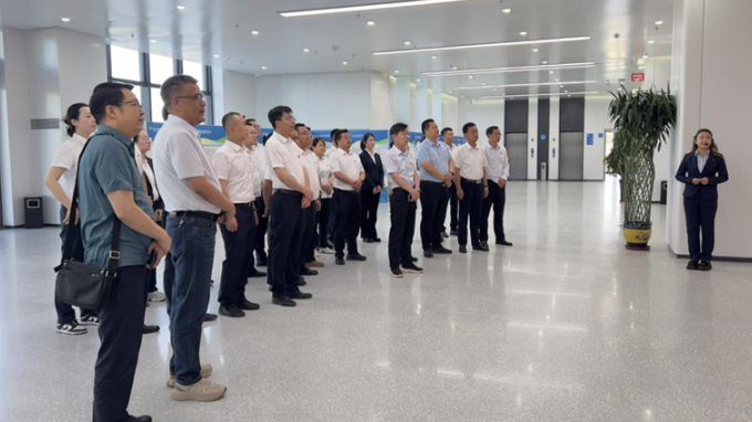 甘肅農(nóng)墾集團(tuán)普安康藥業(yè)有限公司參觀甘肅工程咨詢集團(tuán)廉潔文化作品展