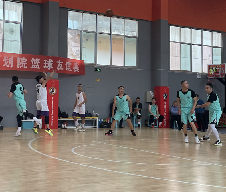 規(guī)劃設(shè)計院聯(lián)合省政府國資委組織開展“迎國慶 展風采”籃球友誼賽