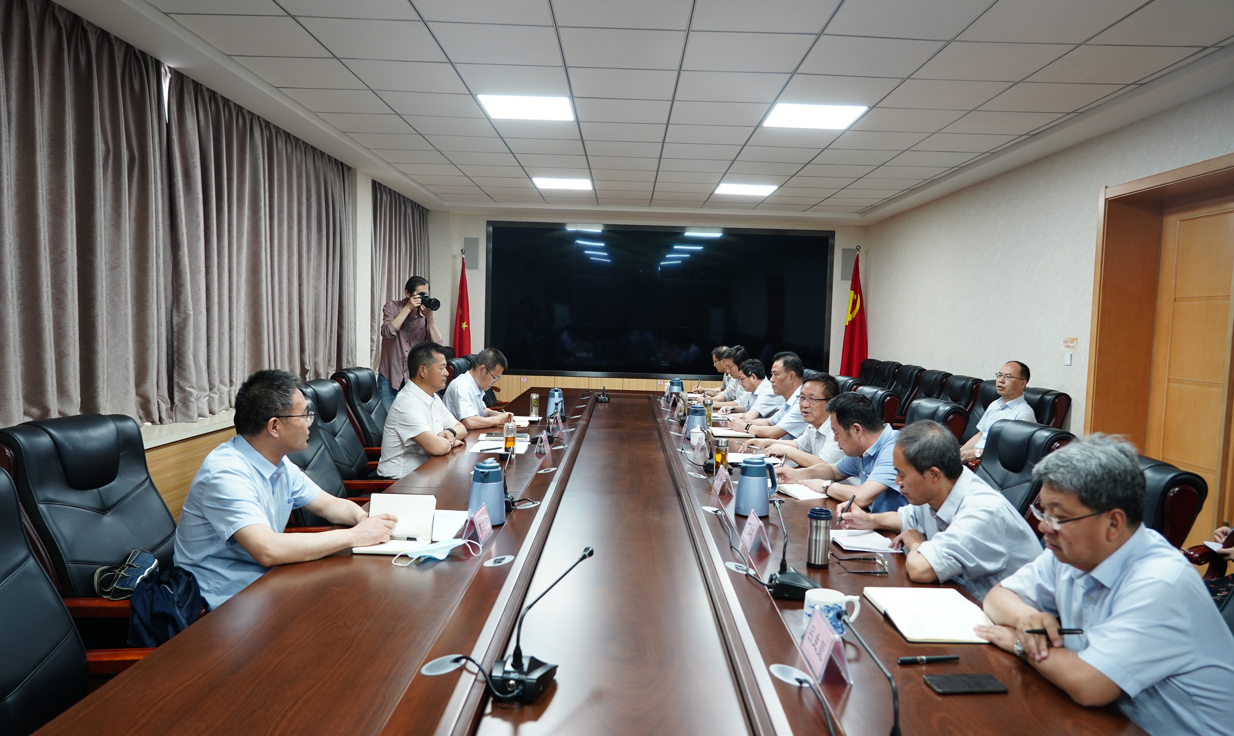 集團股份公司黨委書記、董事長宋忠慶調(diào)研水電設(shè)計院